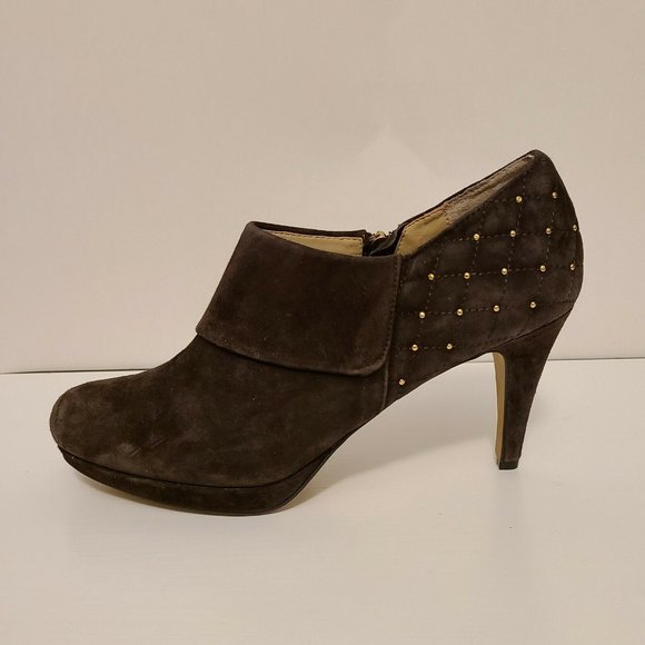Adrienne Vittadini Women's Studded Brown Kid Suede Fine Leather Upper Heels 11 M - Picture 1 of 12